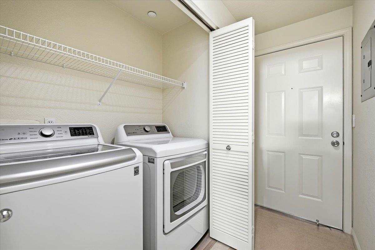 Detail Gallery Image 18 of 23 For 608 Arcadia Ter #201,  Sunnyvale,  CA 94085 - 3 Beds | 2 Baths
