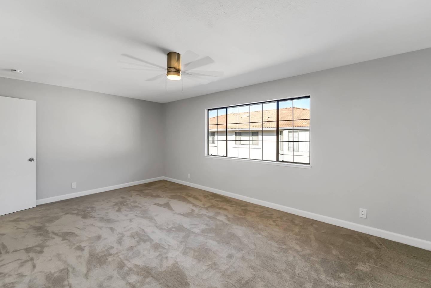 Detail Gallery Image 12 of 26 For 156 Kenbrook Cir, San Jose,  CA 95111 - 1 Beds | 1 Baths