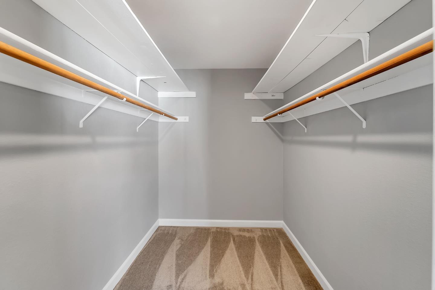 Detail Gallery Image 15 of 26 For 156 Kenbrook Cir, San Jose,  CA 95111 - 1 Beds | 1 Baths