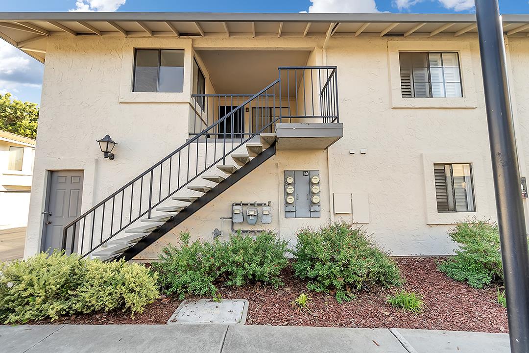 Detail Gallery Image 23 of 26 For 156 Kenbrook Cir, San Jose,  CA 95111 - 1 Beds | 1 Baths