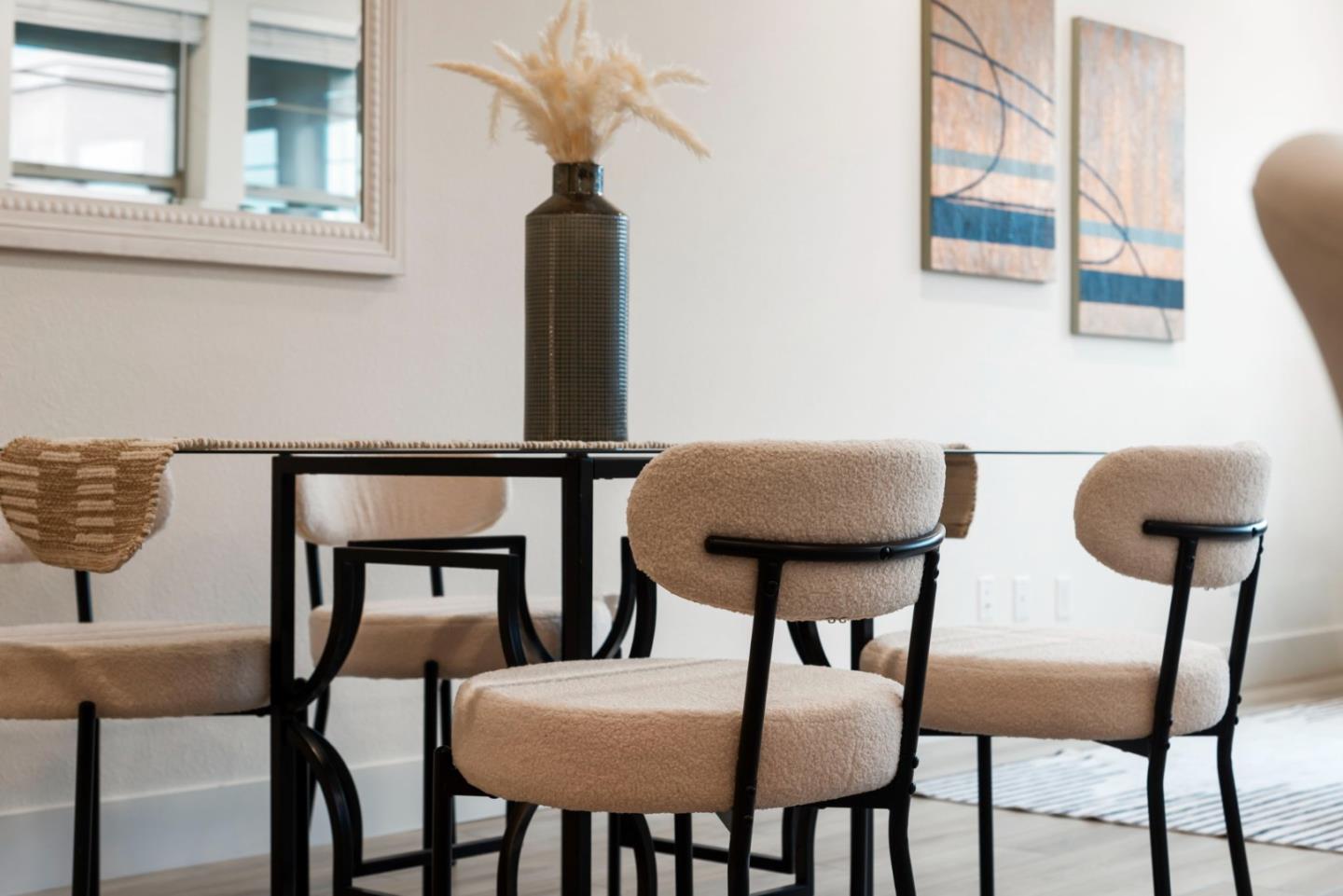 Detail Gallery Image 11 of 55 For 5720 Greige Cir #G,  Dublin,  CA 94568 - 3 Beds | 2/1 Baths