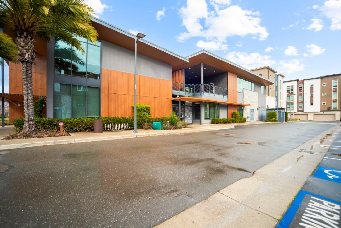 Detail Gallery Image 7 of 55 For 5720 Greige Cir #G,  Dublin,  CA 94568 - 3 Beds | 2/1 Baths