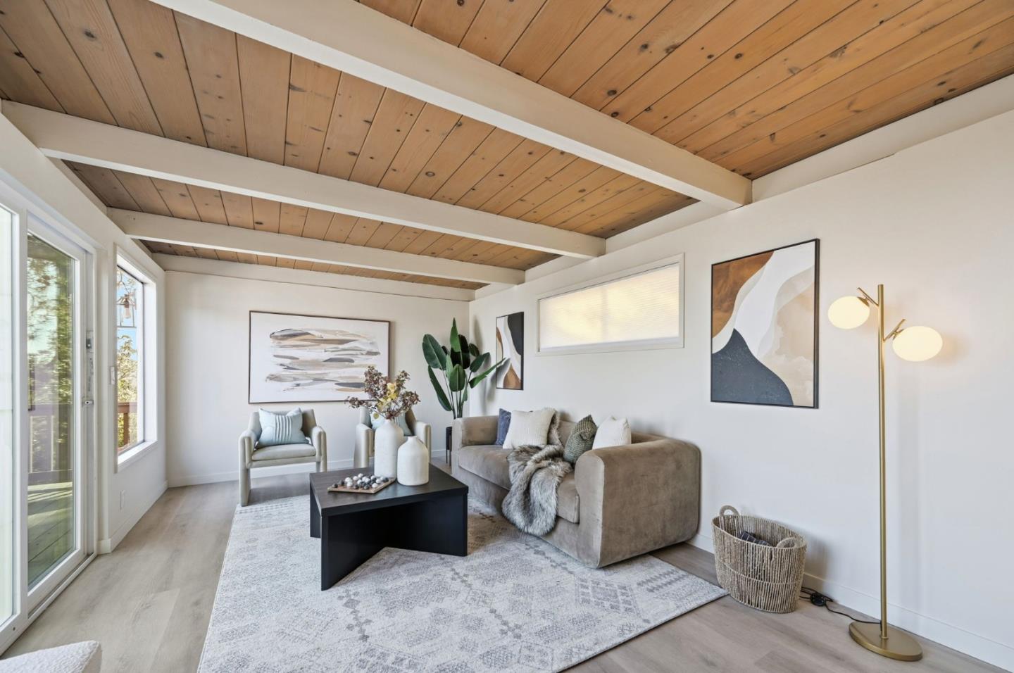 Detail Gallery Image 11 of 31 For 2511 Rosewood Dr, San Bruno,  CA 94066 - 3 Beds | 2 Baths