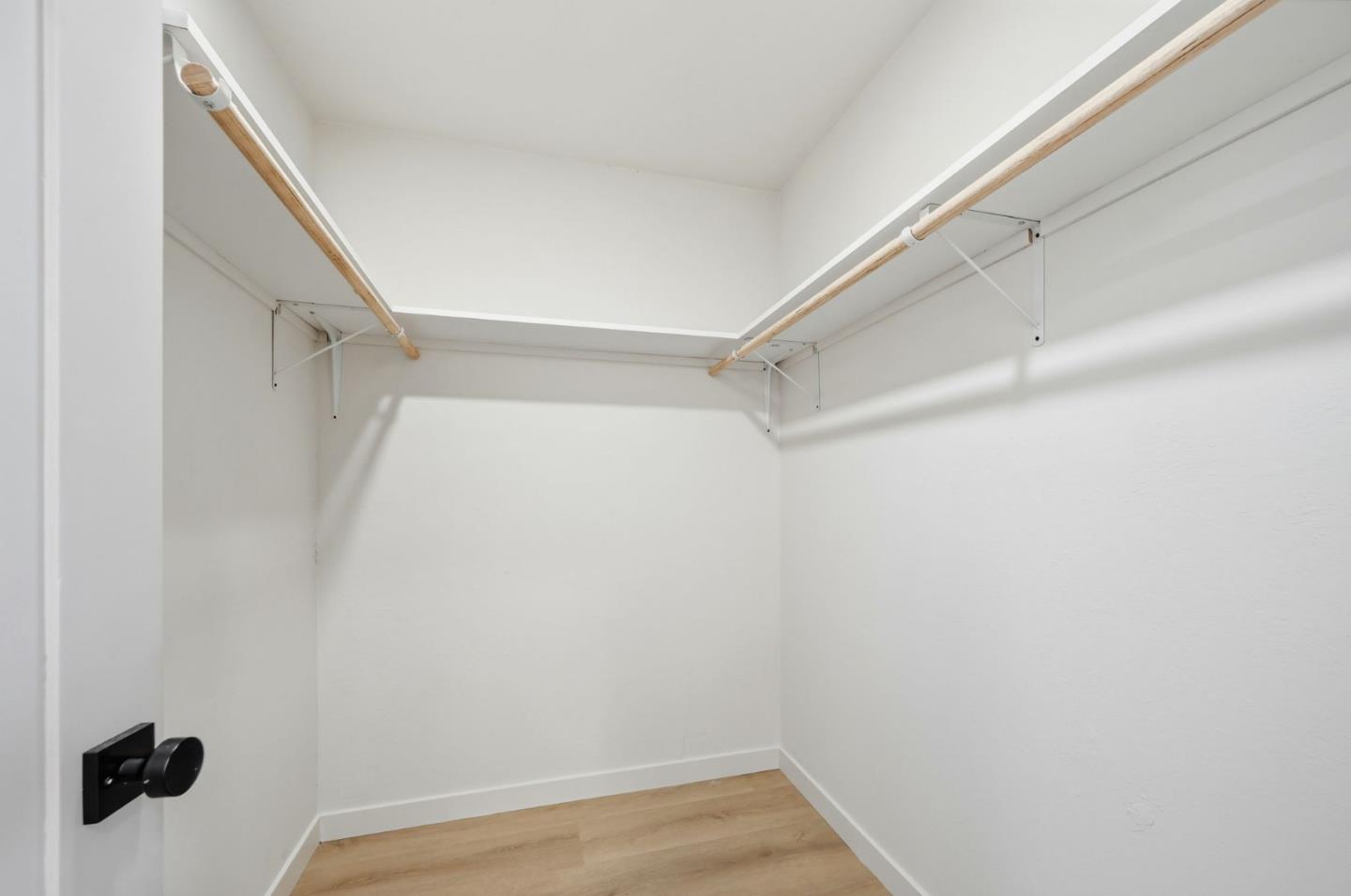 Detail Gallery Image 16 of 31 For 2511 Rosewood Dr, San Bruno,  CA 94066 - 3 Beds | 2 Baths