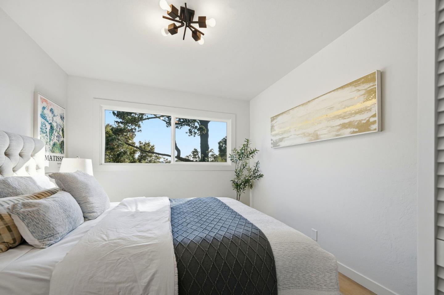 Detail Gallery Image 22 of 31 For 2511 Rosewood Dr, San Bruno,  CA 94066 - 3 Beds | 2 Baths