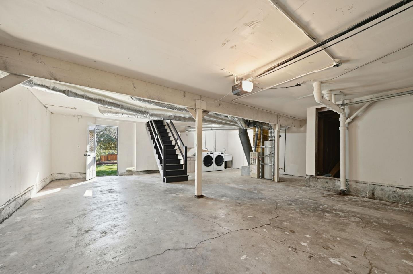 Detail Gallery Image 24 of 31 For 2511 Rosewood Dr, San Bruno,  CA 94066 - 3 Beds | 2 Baths