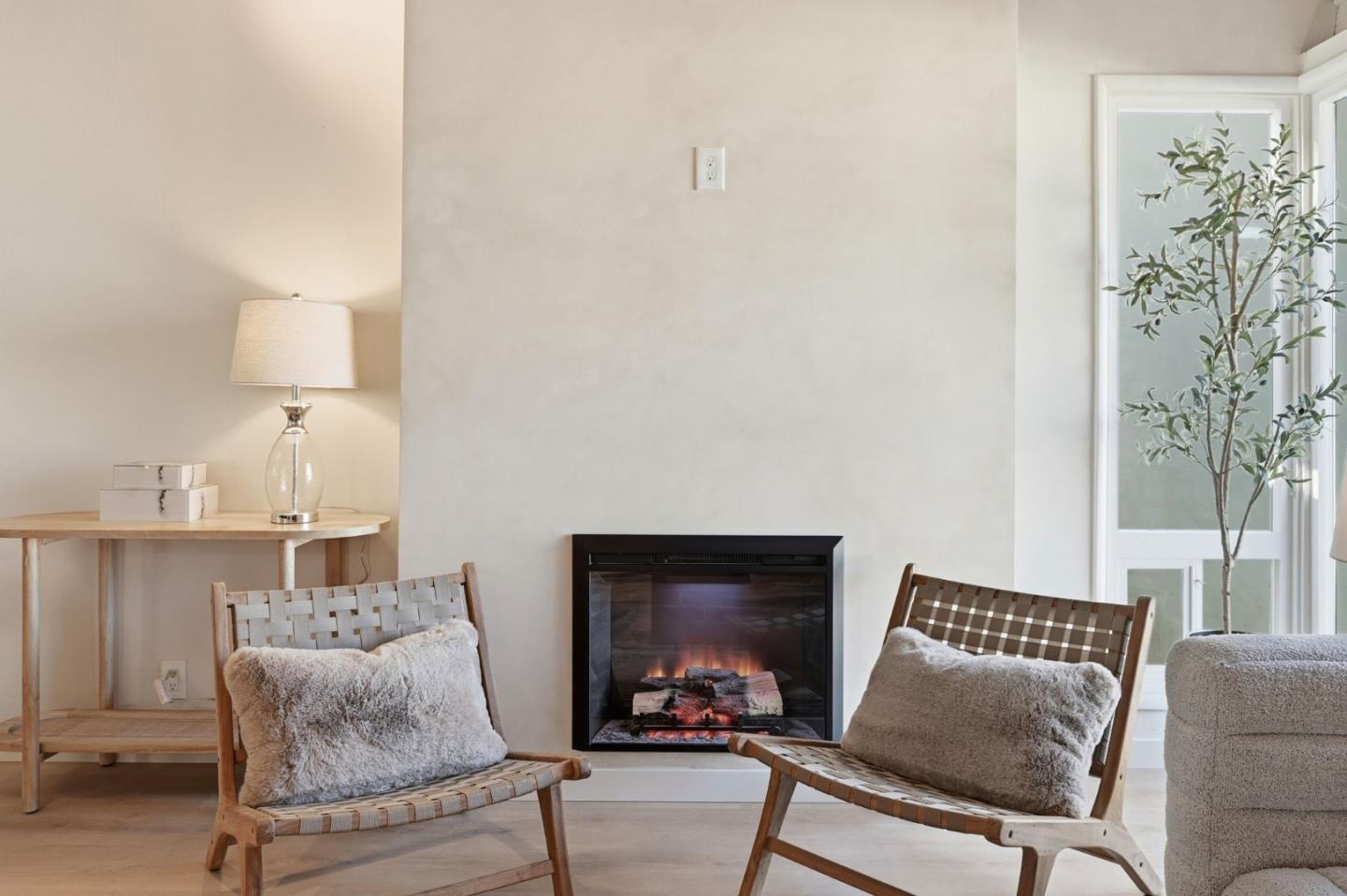 Detail Gallery Image 5 of 31 For 2511 Rosewood Dr, San Bruno,  CA 94066 - 3 Beds | 2 Baths