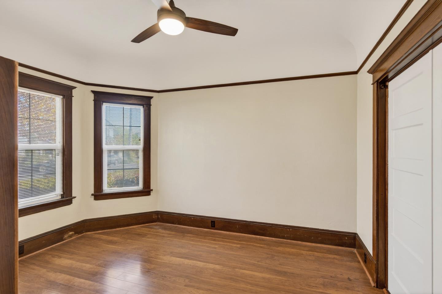 Detail Gallery Image 4 of 19 For 935 S 7th St, San Jose,  CA 95112 - 3 Beds | 2 Baths