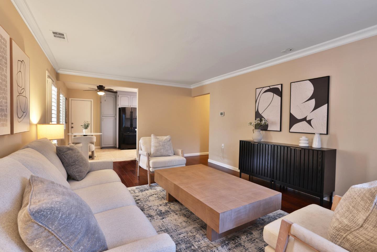 Detail Gallery Image 4 of 12 For 4898 Caroline Way, San Jose,  CA 95124 - 3 Beds | 2 Baths