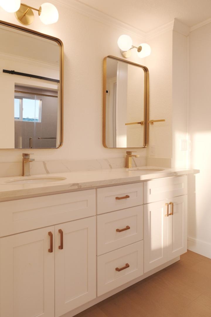 Detail Gallery Image 15 of 26 For 4203 Briarglen Dr, San Jose,  CA 95118 - 4 Beds | 2/1 Baths