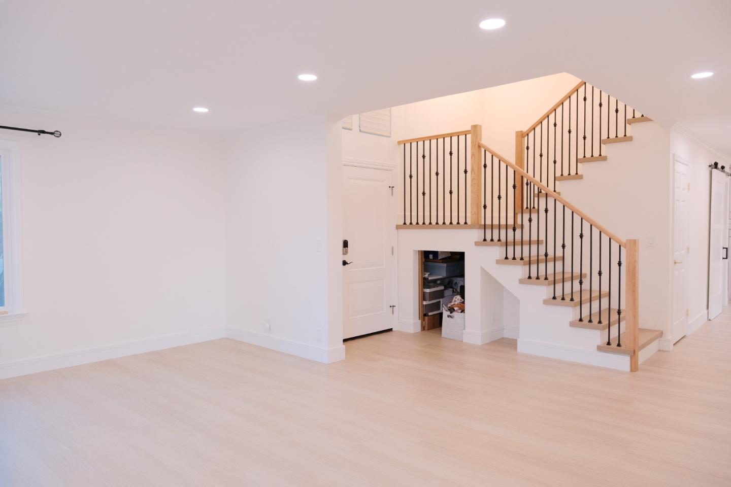 Detail Gallery Image 4 of 26 For 4203 Briarglen Dr, San Jose,  CA 95118 - 4 Beds | 2/1 Baths