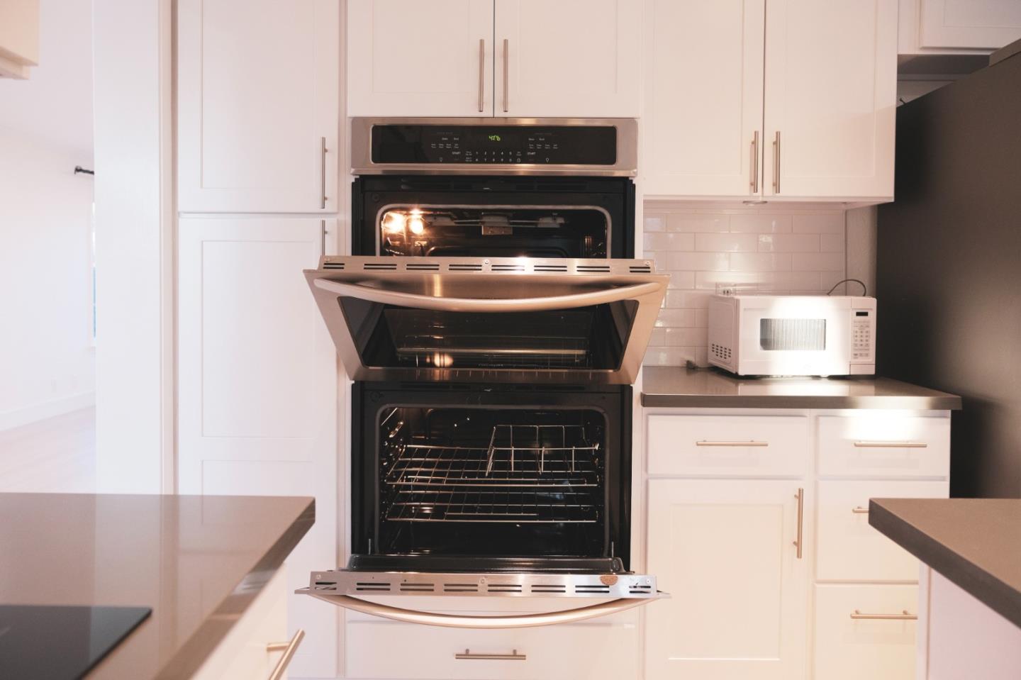 Detail Gallery Image 9 of 26 For 4203 Briarglen Dr, San Jose,  CA 95118 - 4 Beds | 2/1 Baths