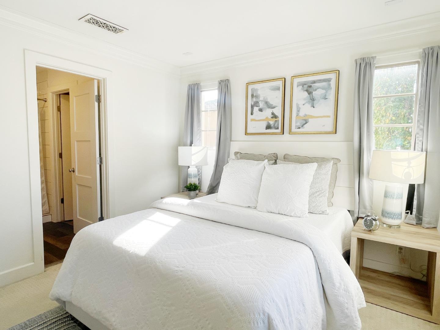 Detail Gallery Image 19 of 31 For 1325 Dahlia Loop, San Jose,  CA 95126 - 3 Beds | 2/1 Baths