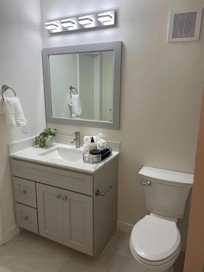 Detail Gallery Image 10 of 17 For 340 Auburn Way #7,  San Jose,  CA 95129 - 2 Beds | 1 Baths