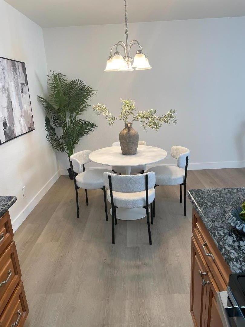 Detail Gallery Image 4 of 17 For 340 Auburn Way #7,  San Jose,  CA 95129 - 2 Beds | 1 Baths