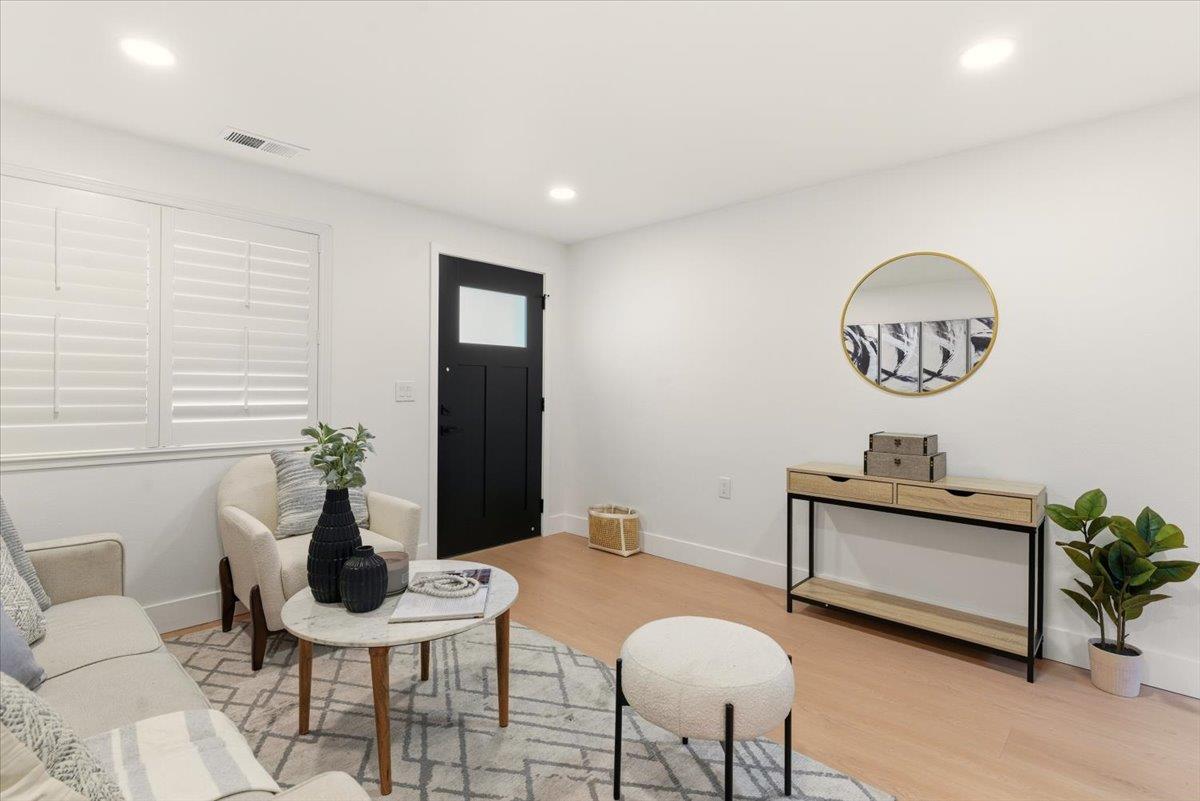 Detail Gallery Image 3 of 20 For 1344 Jackson St, Santa Clara,  CA 95050 - 3 Beds | 2 Baths