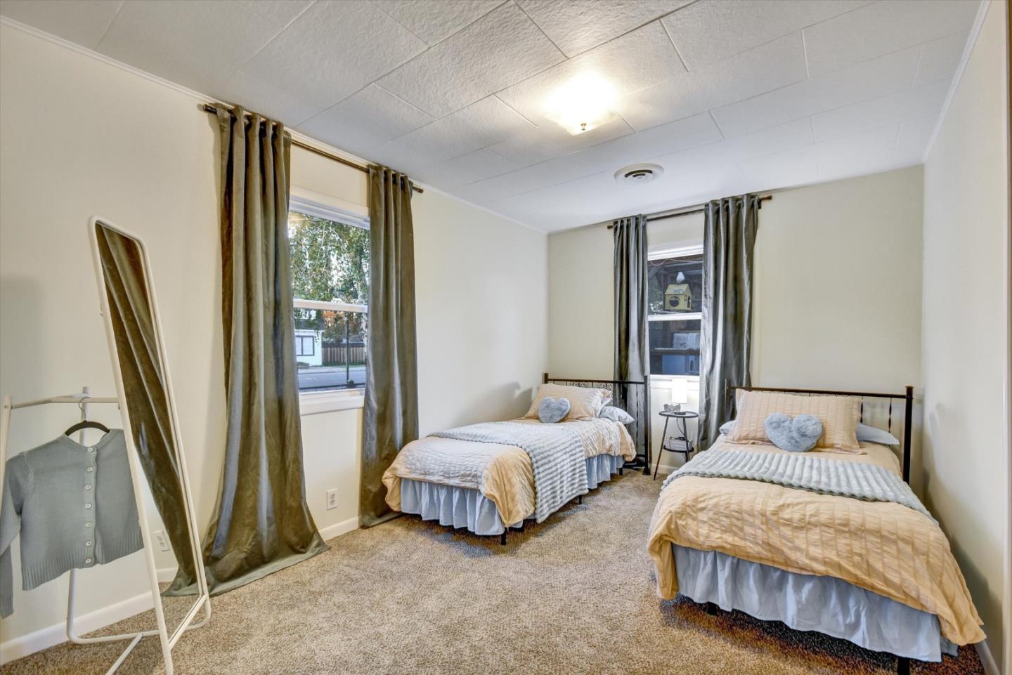 Detail Gallery Image 27 of 50 For 1152 Curtner Ave, San Jose,  CA 95125 - 4 Beds | 2 Baths