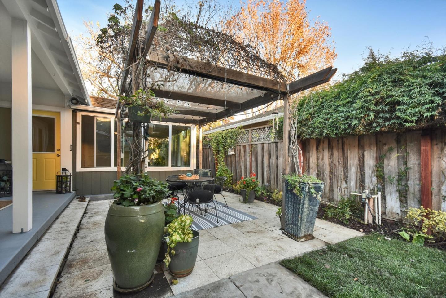 Detail Gallery Image 36 of 50 For 1152 Curtner Ave, San Jose,  CA 95125 - 4 Beds | 2 Baths