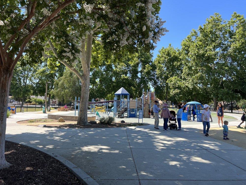 Detail Gallery Image 51 of 52 For 1152 Curtner Ave, San Jose,  CA 95125 - 4 Beds | 2 Baths