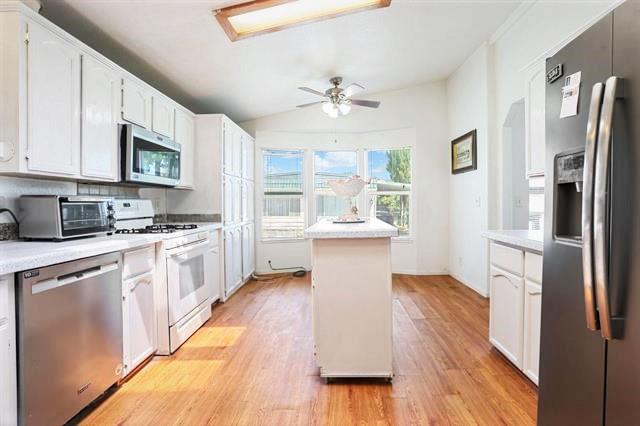 Detail Gallery Image 9 of 18 For 708 Spindrift Dr #708,  San Jose,  CA 95134 - 3 Beds | 2 Baths