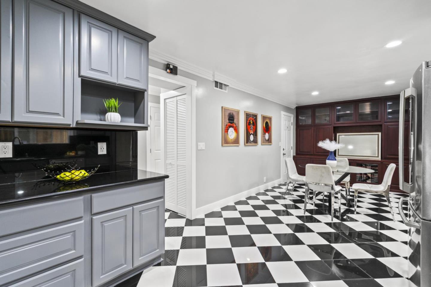 Detail Gallery Image 16 of 51 For 5150 Brookside Ln, Concord,  CA 94521 - 4 Beds | 3 Baths