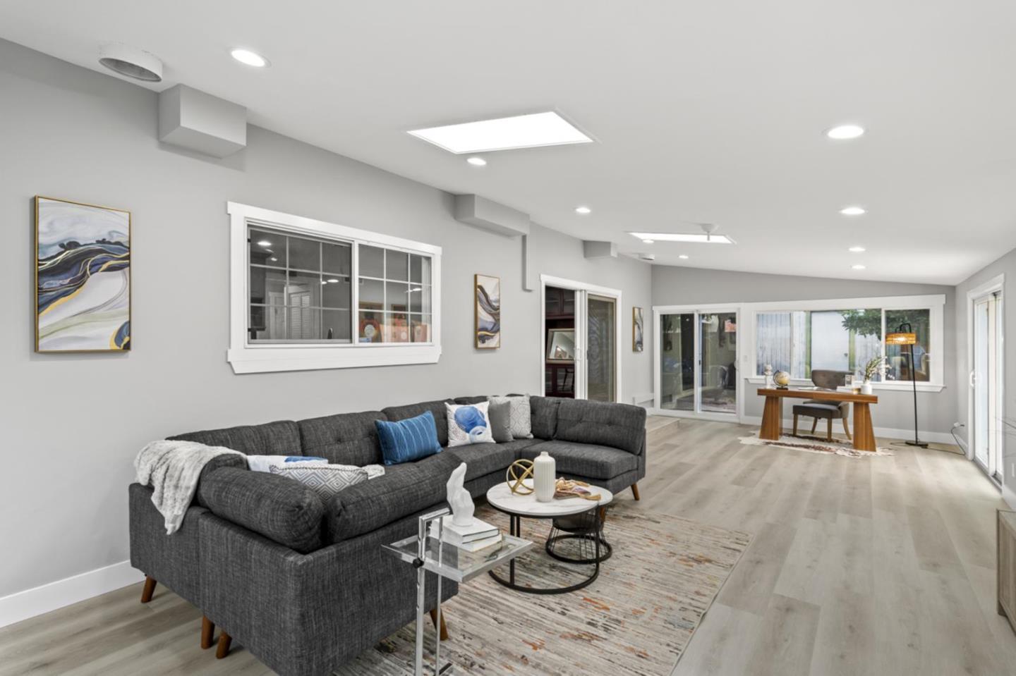 Detail Gallery Image 20 of 51 For 5150 Brookside Ln, Concord,  CA 94521 - 4 Beds | 3 Baths