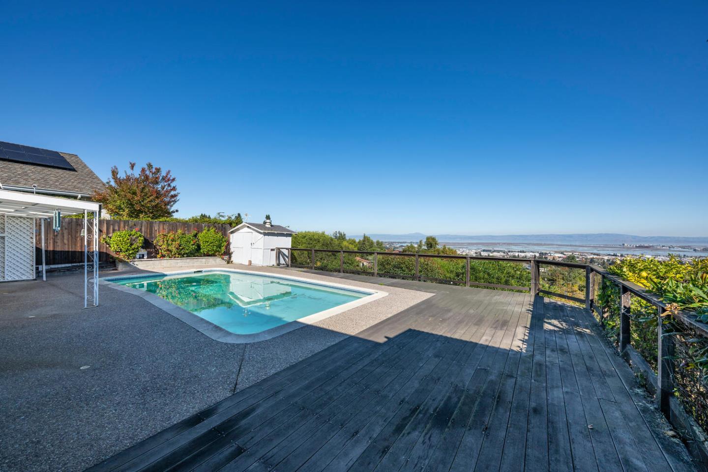 Detail Gallery Image 23 of 36 For 1033 Hewitt Dr, San Carlos,  CA 94070 - 3 Beds | 2 Baths