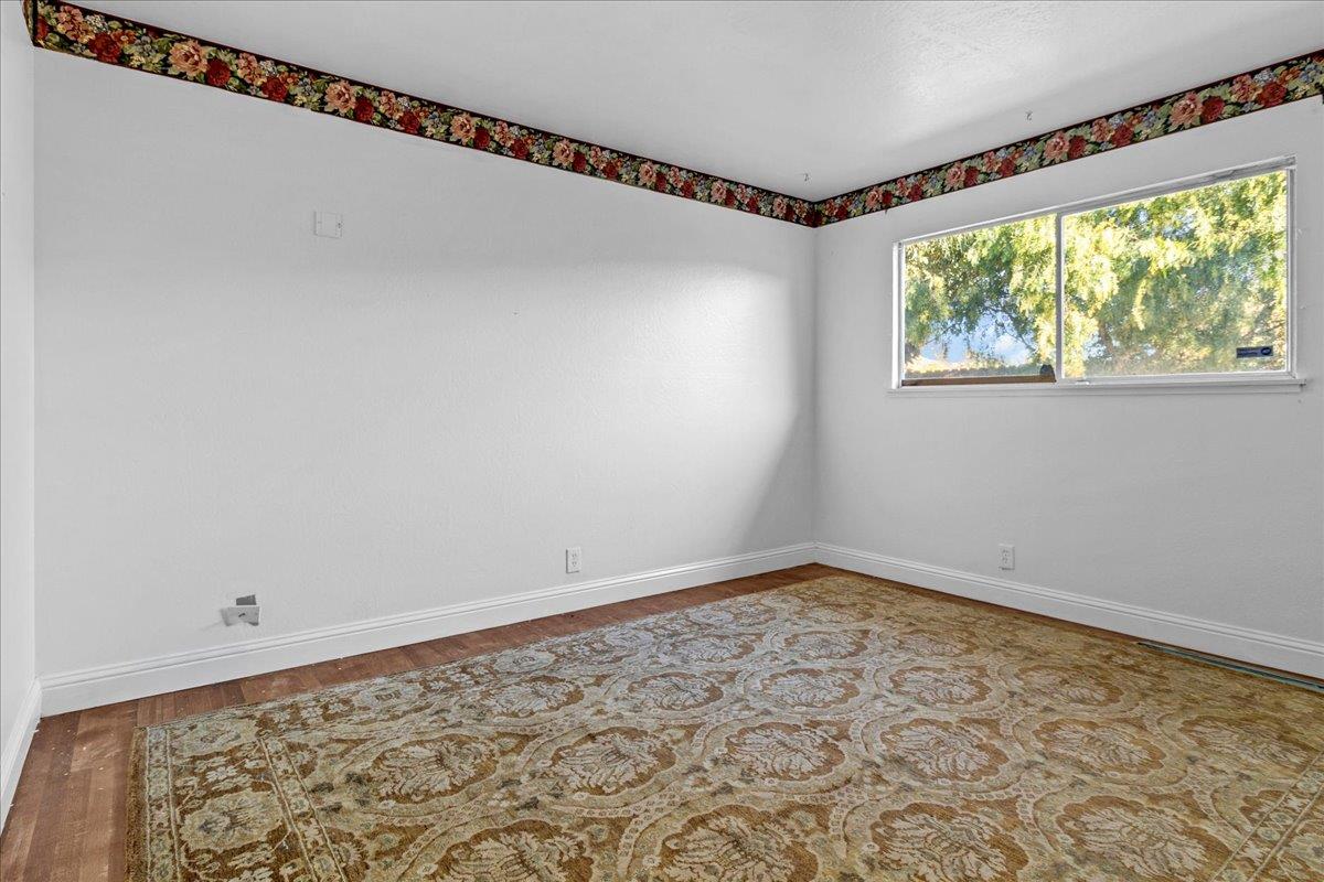 Detail Gallery Image 19 of 24 For 344 Pueblo Dr, Salinas,  CA 93906 - 3 Beds | 2 Baths