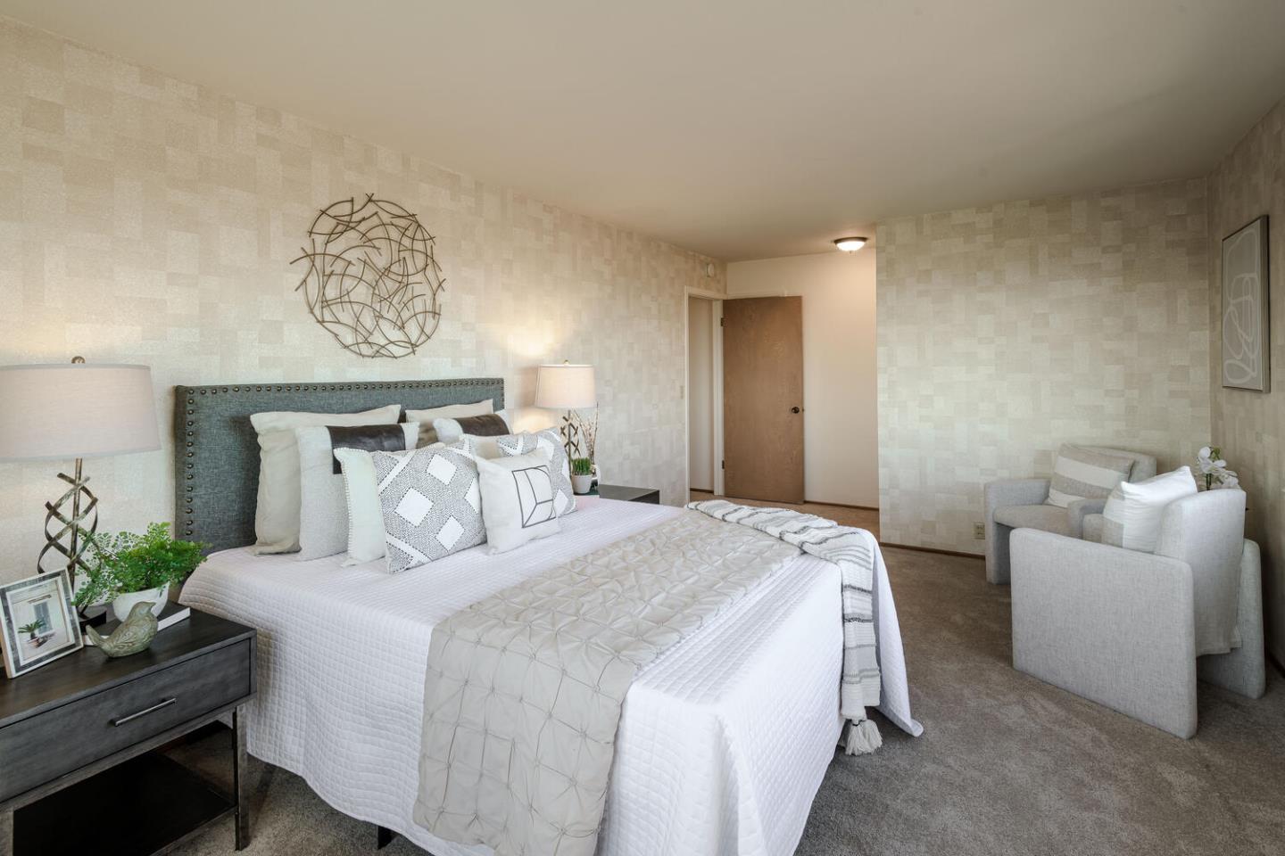 Detail Gallery Image 18 of 40 For 16 Granite Ct, San Carlos,  CA 94070 - 2 Beds | 2 Baths