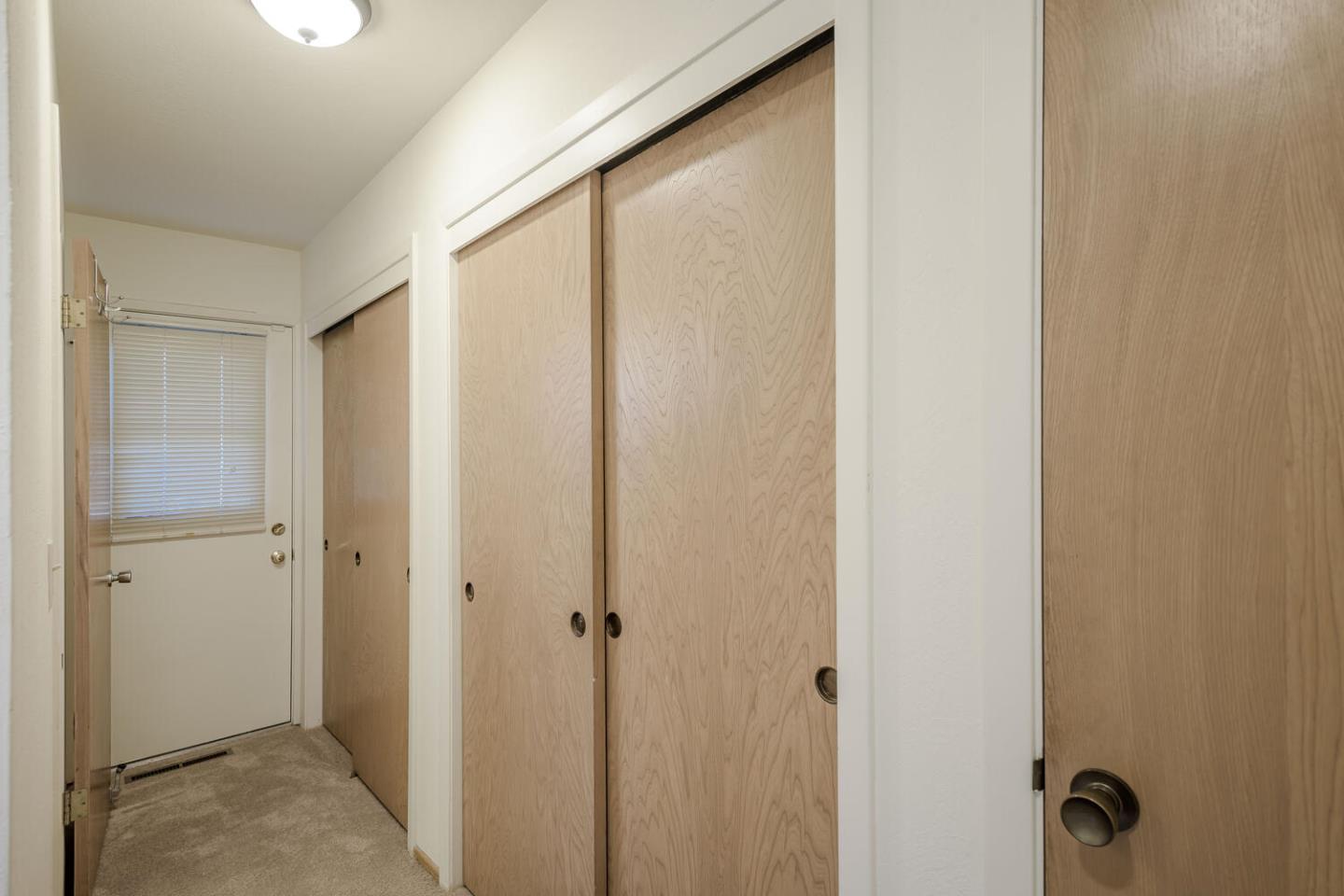 Detail Gallery Image 20 of 40 For 16 Granite Ct, San Carlos,  CA 94070 - 2 Beds | 2 Baths