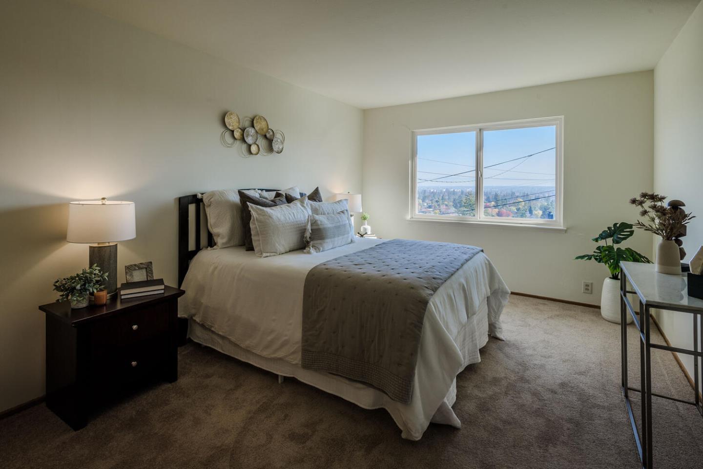 Detail Gallery Image 23 of 40 For 16 Granite Ct, San Carlos,  CA 94070 - 2 Beds | 2 Baths