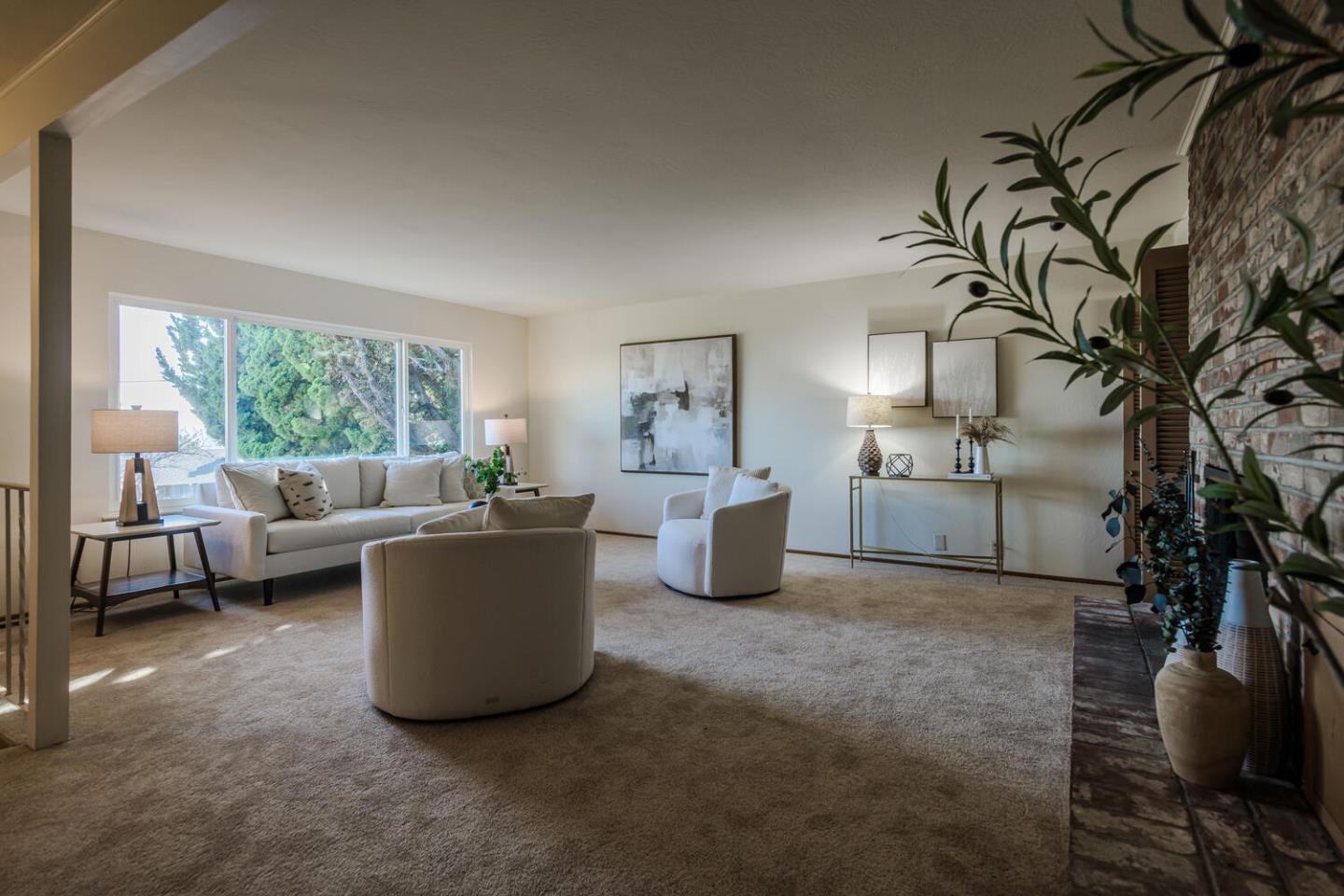 Detail Gallery Image 3 of 40 For 16 Granite Ct, San Carlos,  CA 94070 - 2 Beds | 2 Baths