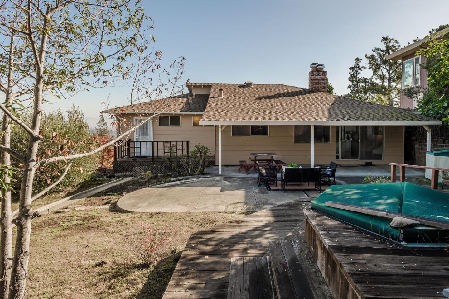 Detail Gallery Image 31 of 40 For 16 Granite Ct, San Carlos,  CA 94070 - 2 Beds | 2 Baths