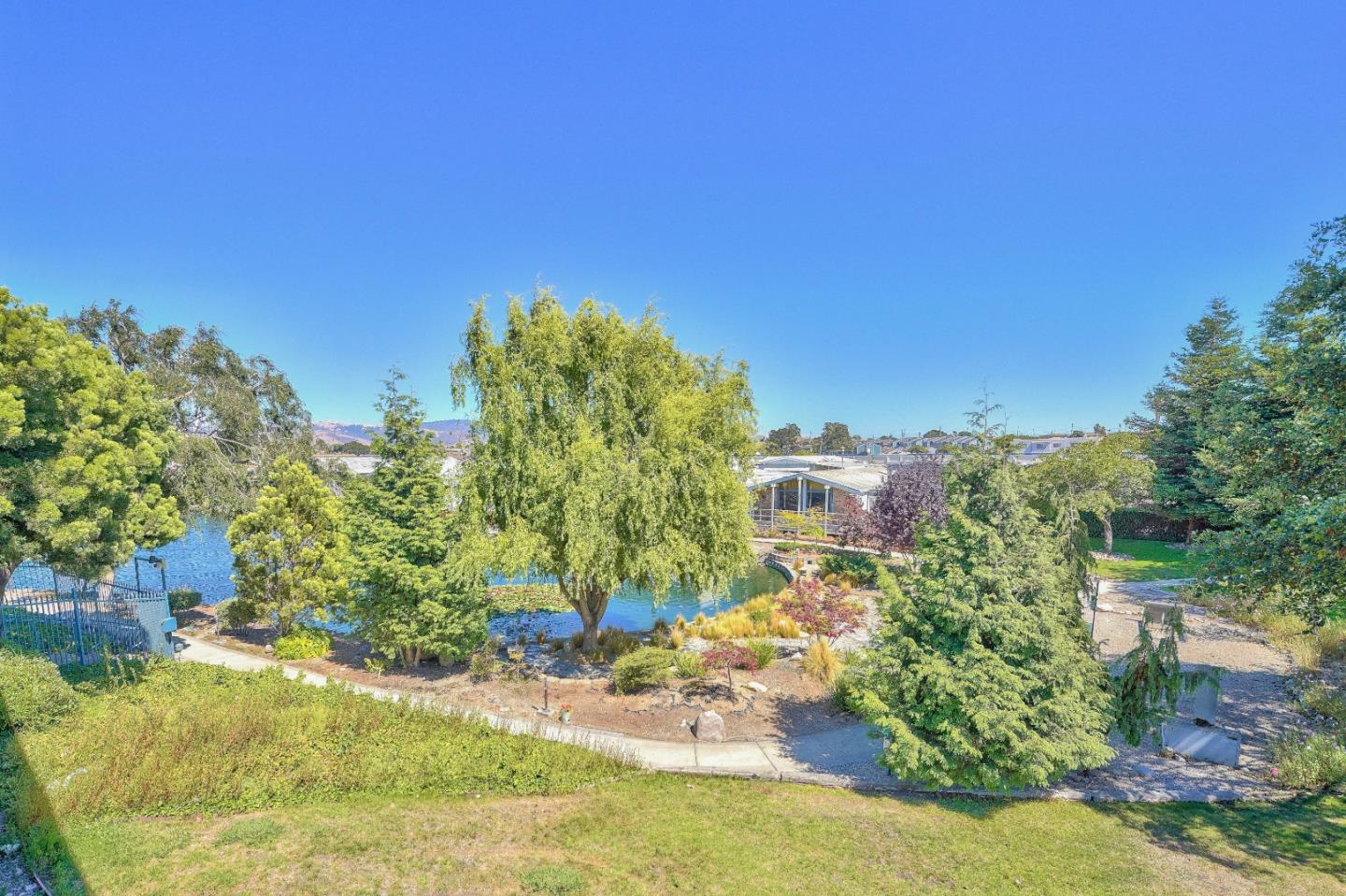 Detail Gallery Image 18 of 25 For 158 Kern St #11,  Salinas,  CA 93905 - 2 Beds | 1 Baths