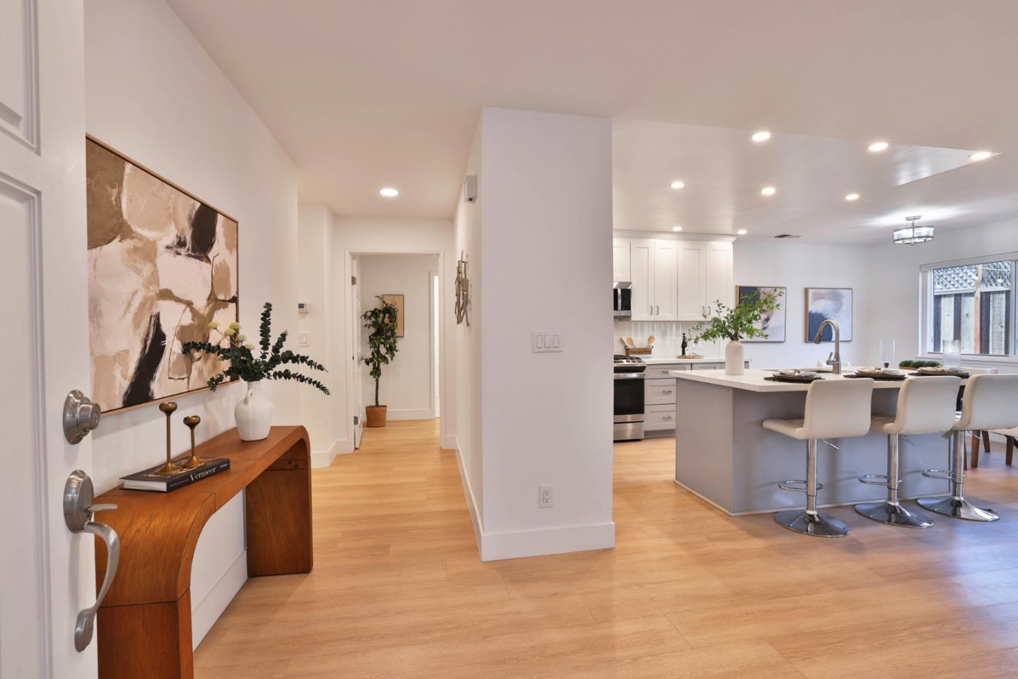 Detail Gallery Image 5 of 26 For 4581 Shadowhurst Ct, San Jose,  CA 95136 - 3 Beds | 2 Baths