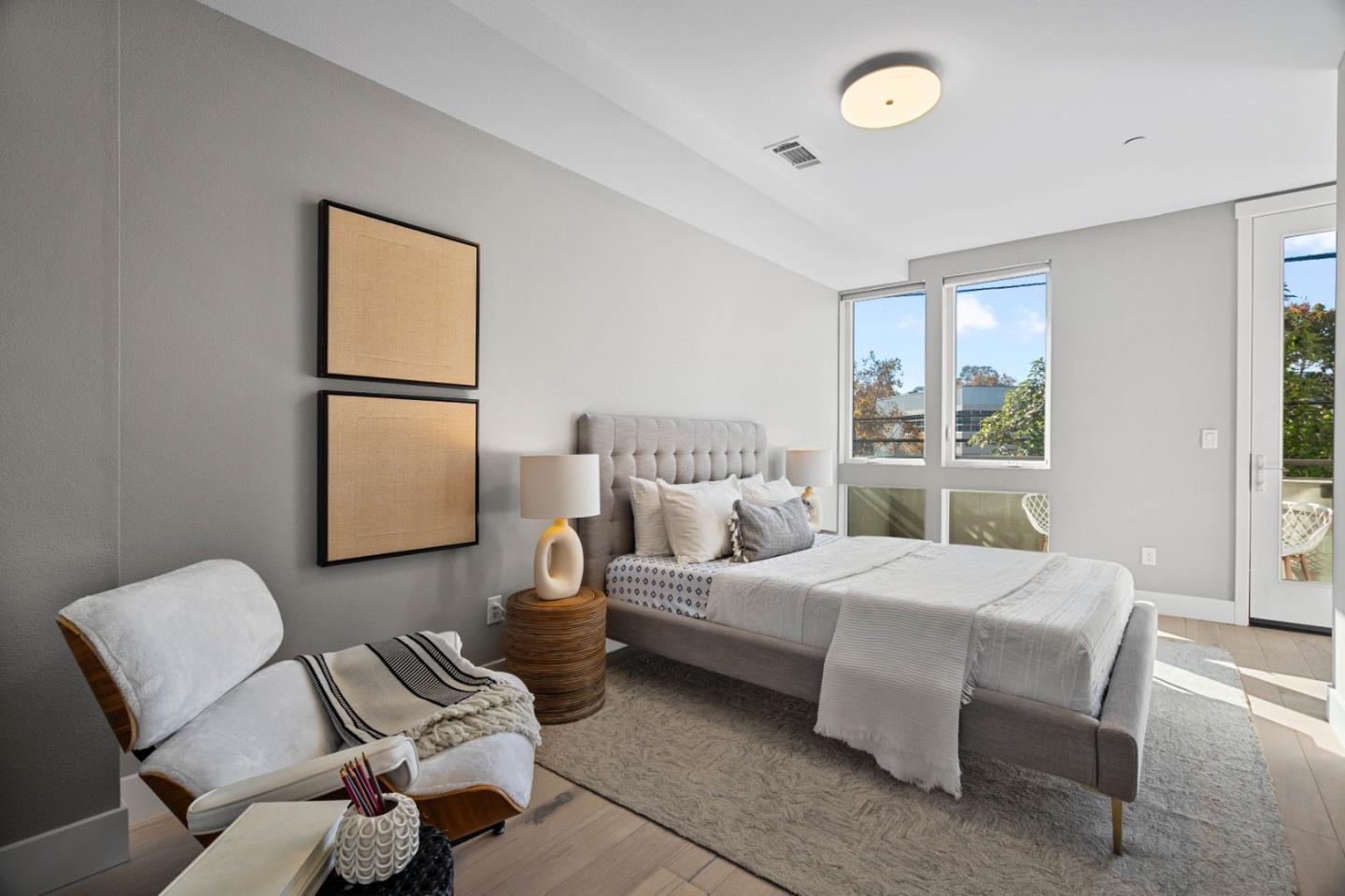 Detail Gallery Image 13 of 29 For 630 Warren St, Redwood City,  CA 94063 - 3 Beds | 3/1 Baths