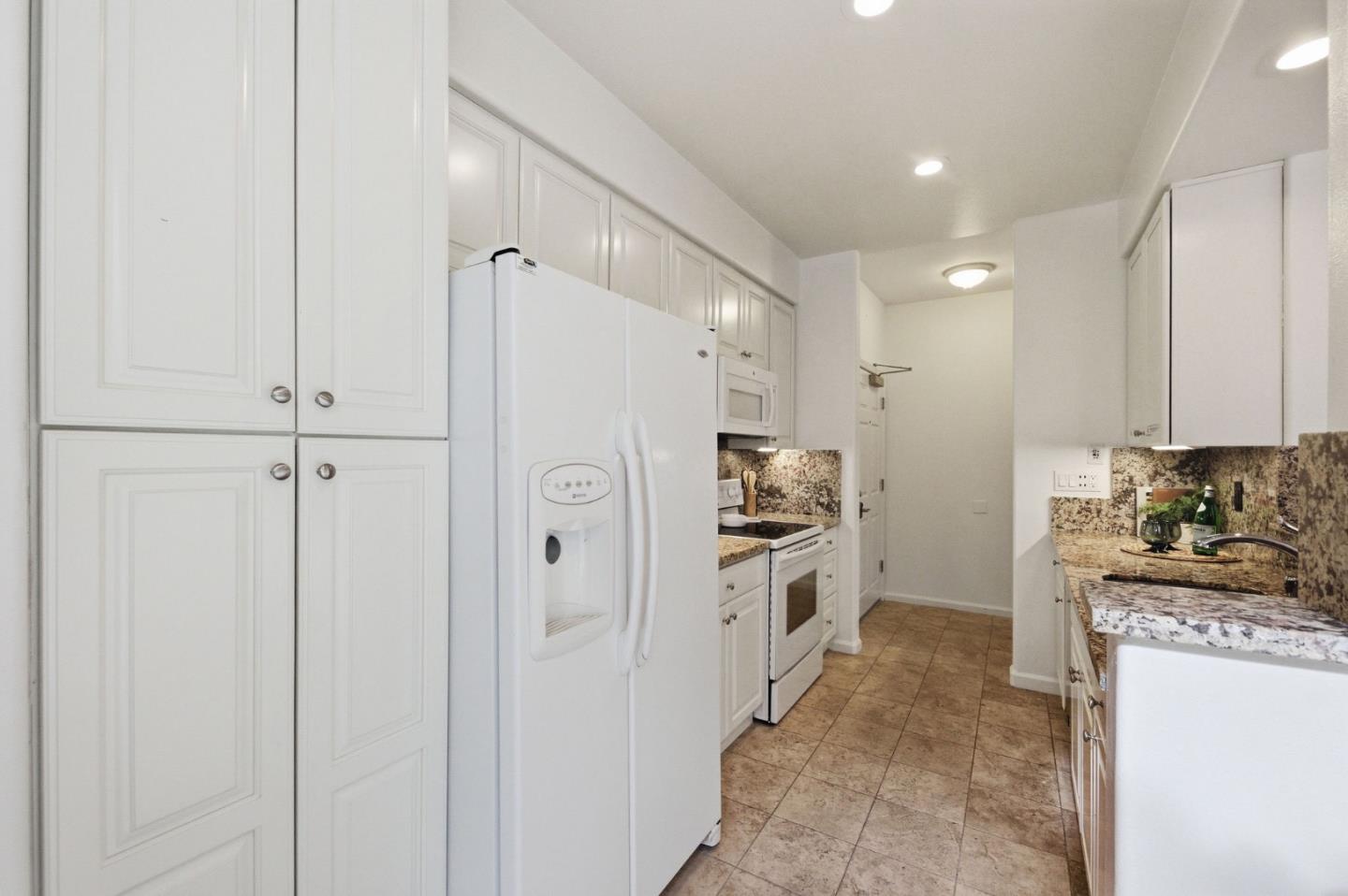Detail Gallery Image 17 of 55 For 1951 Ofarrell St #116,  San Mateo,  CA 94403 - 2 Beds | 2 Baths