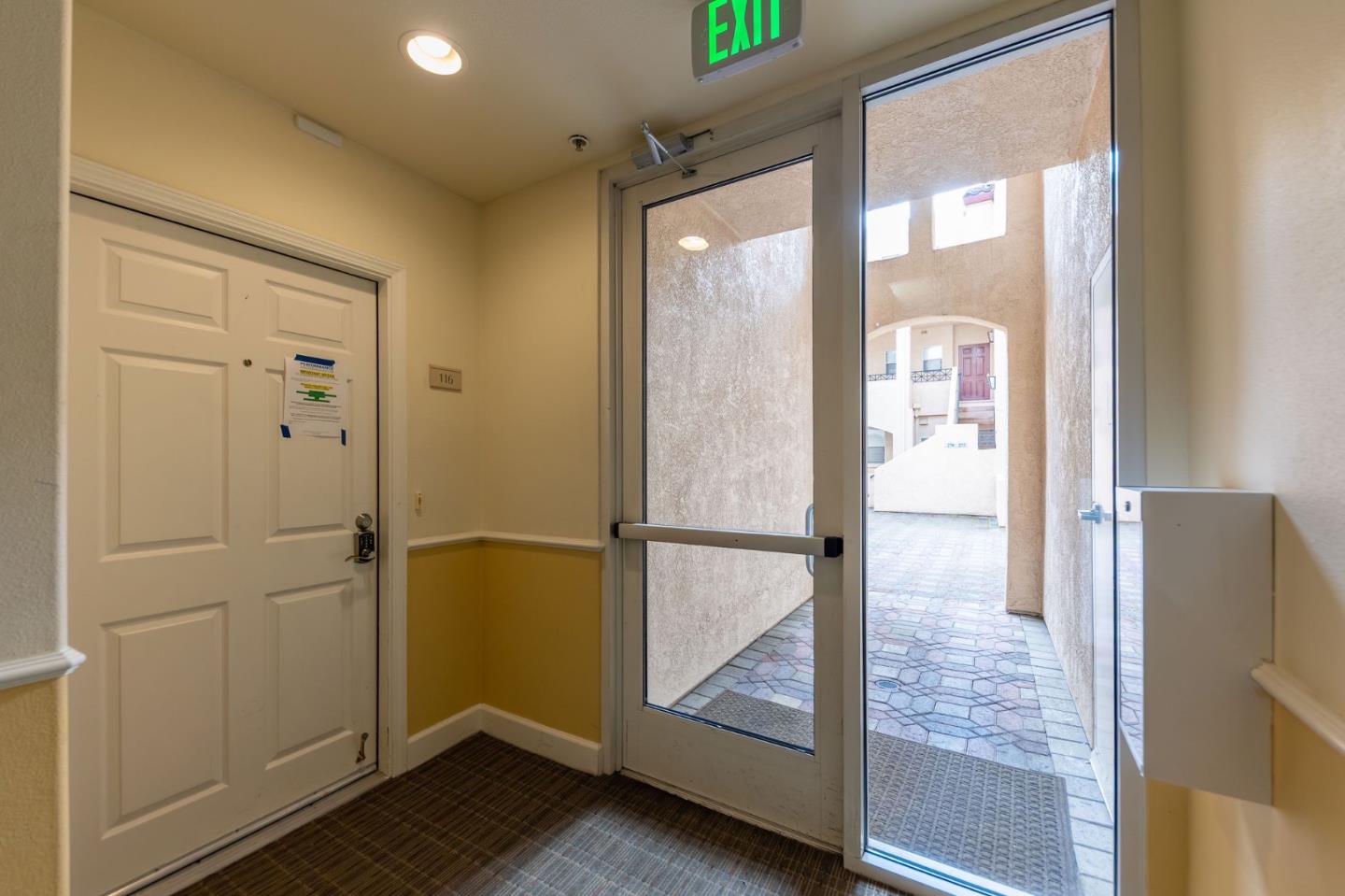 Detail Gallery Image 9 of 55 For 1951 Ofarrell St #116,  San Mateo,  CA 94403 - 2 Beds | 2 Baths
