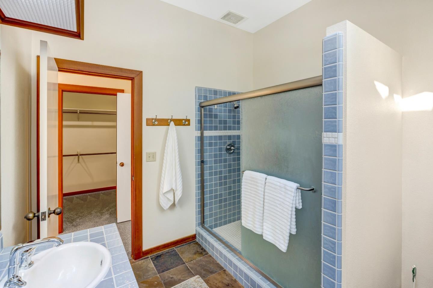 Detail Gallery Image 32 of 43 For 1107 Austin Ave, Pacific Grove,  CA 93950 - 3 Beds | 2/1 Baths