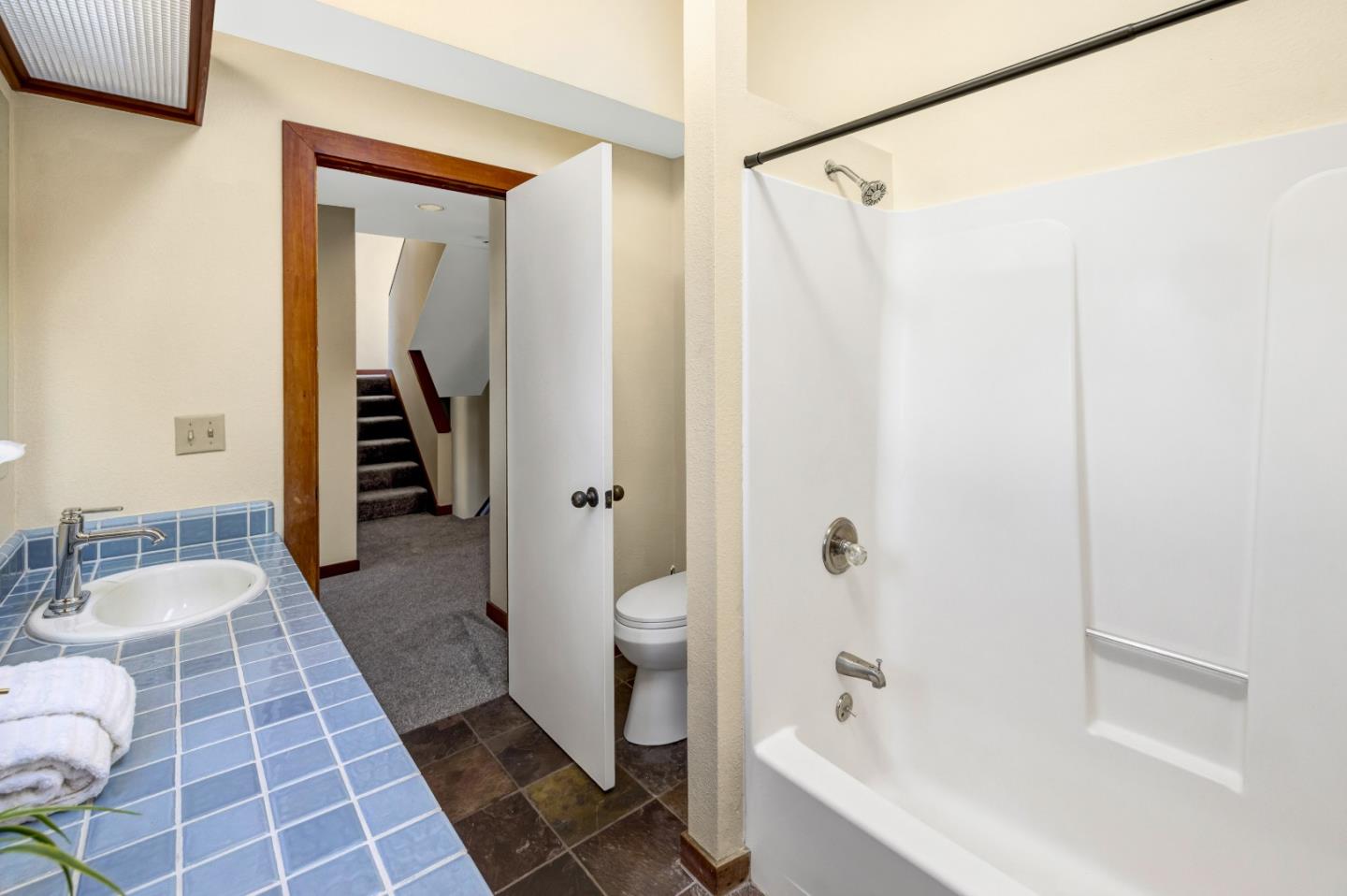 Detail Gallery Image 37 of 43 For 1107 Austin Ave, Pacific Grove,  CA 93950 - 3 Beds | 2/1 Baths