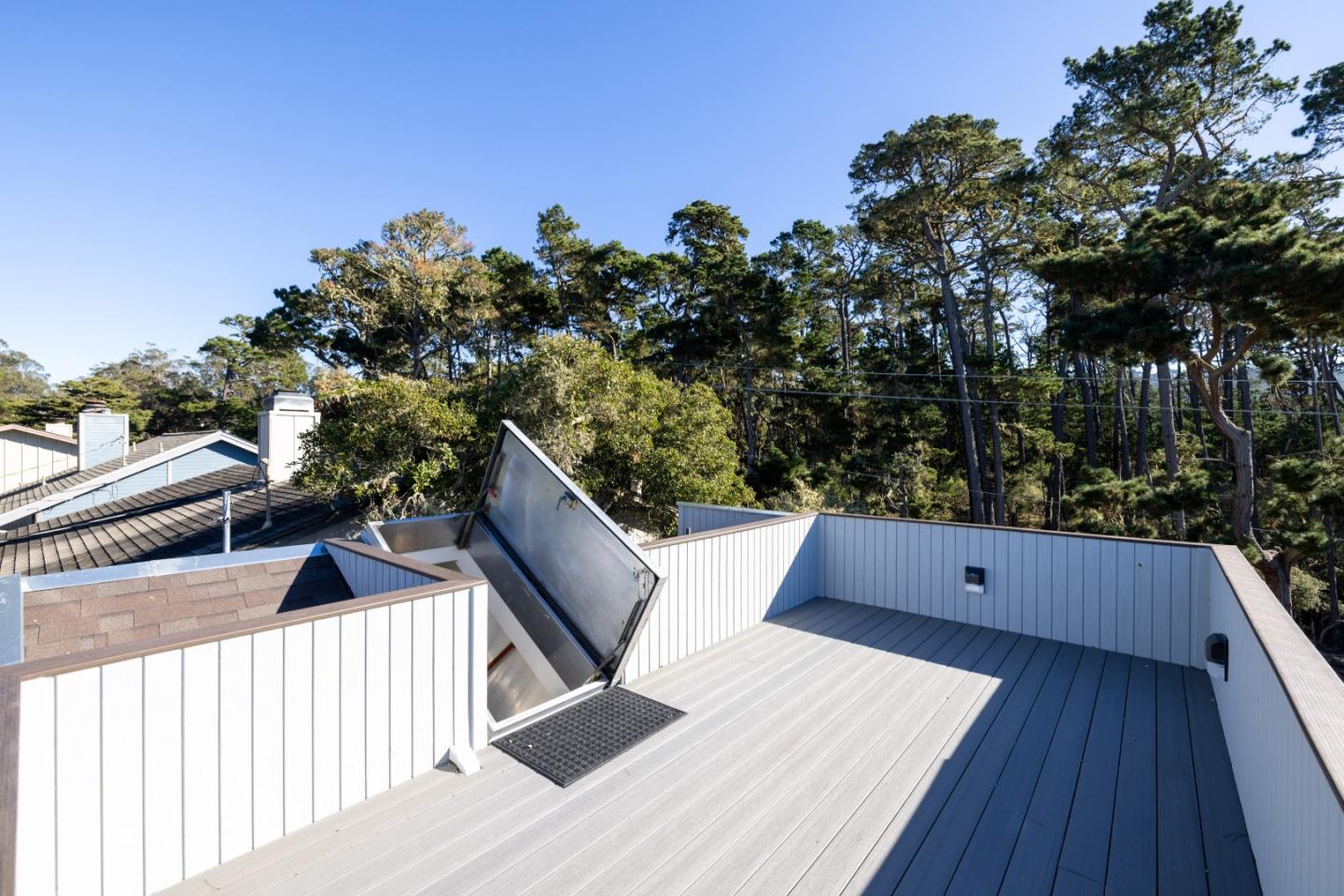 Detail Gallery Image 42 of 43 For 1107 Austin Ave, Pacific Grove,  CA 93950 - 3 Beds | 2/1 Baths