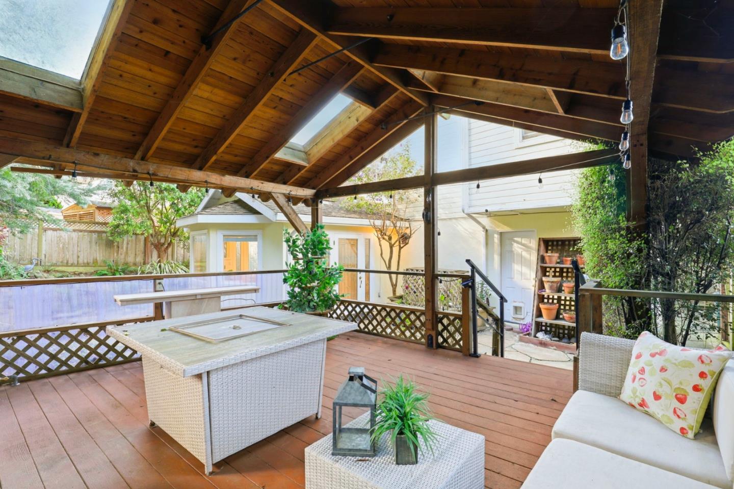 Detail Gallery Image 30 of 33 For 5 Hibbert Ct, Pacifica,  CA 94044 - 4 Beds | 2 Baths