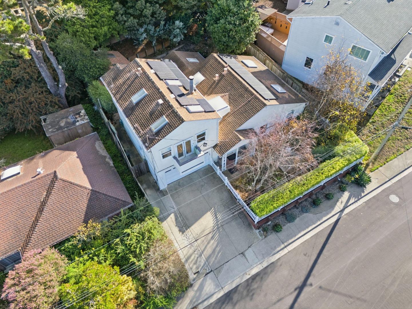 Detail Gallery Image 31 of 33 For 5 Hibbert Ct, Pacifica,  CA 94044 - 4 Beds | 2 Baths