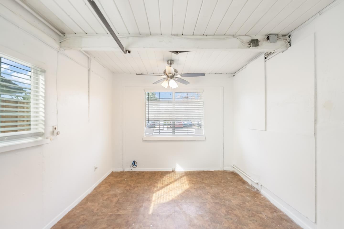 Detail Gallery Image 13 of 32 For 14504 Jerilyn Dr, San Jose,  CA 95127 - 7 Beds | 3/1 Baths