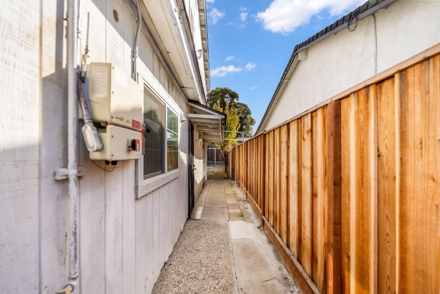 Detail Gallery Image 25 of 32 For 14504 Jerilyn Dr, San Jose,  CA 95127 - 7 Beds | 3/1 Baths