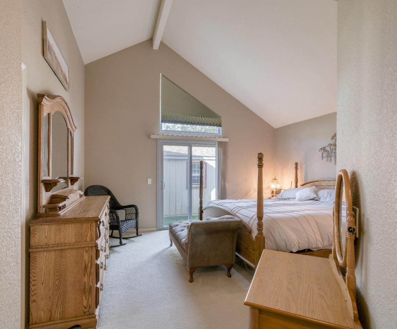 Detail Gallery Image 18 of 27 For 1139 Cape Cod Way, Salinas,  CA 93906 - 3 Beds | 2 Baths