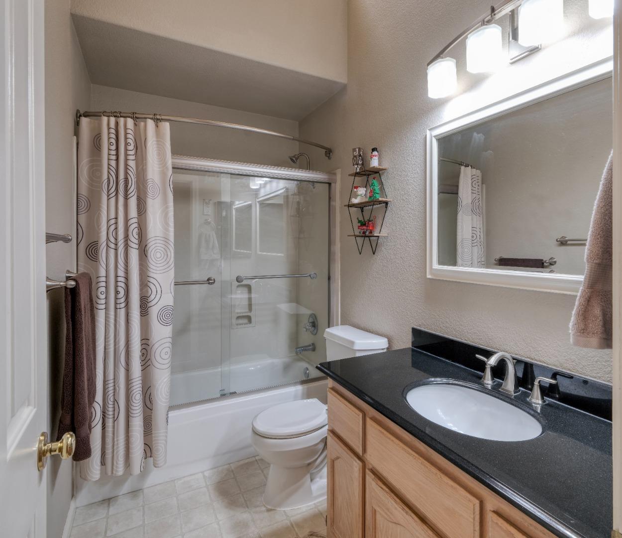 Detail Gallery Image 25 of 27 For 1139 Cape Cod Way, Salinas,  CA 93906 - 3 Beds | 2 Baths