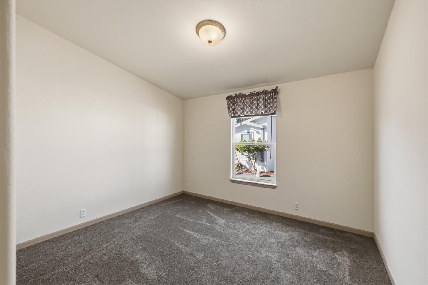 Detail Gallery Image 12 of 23 For 347 Carmel Ave #15,  Marina,  CA 93933 - 2 Beds | 2 Baths