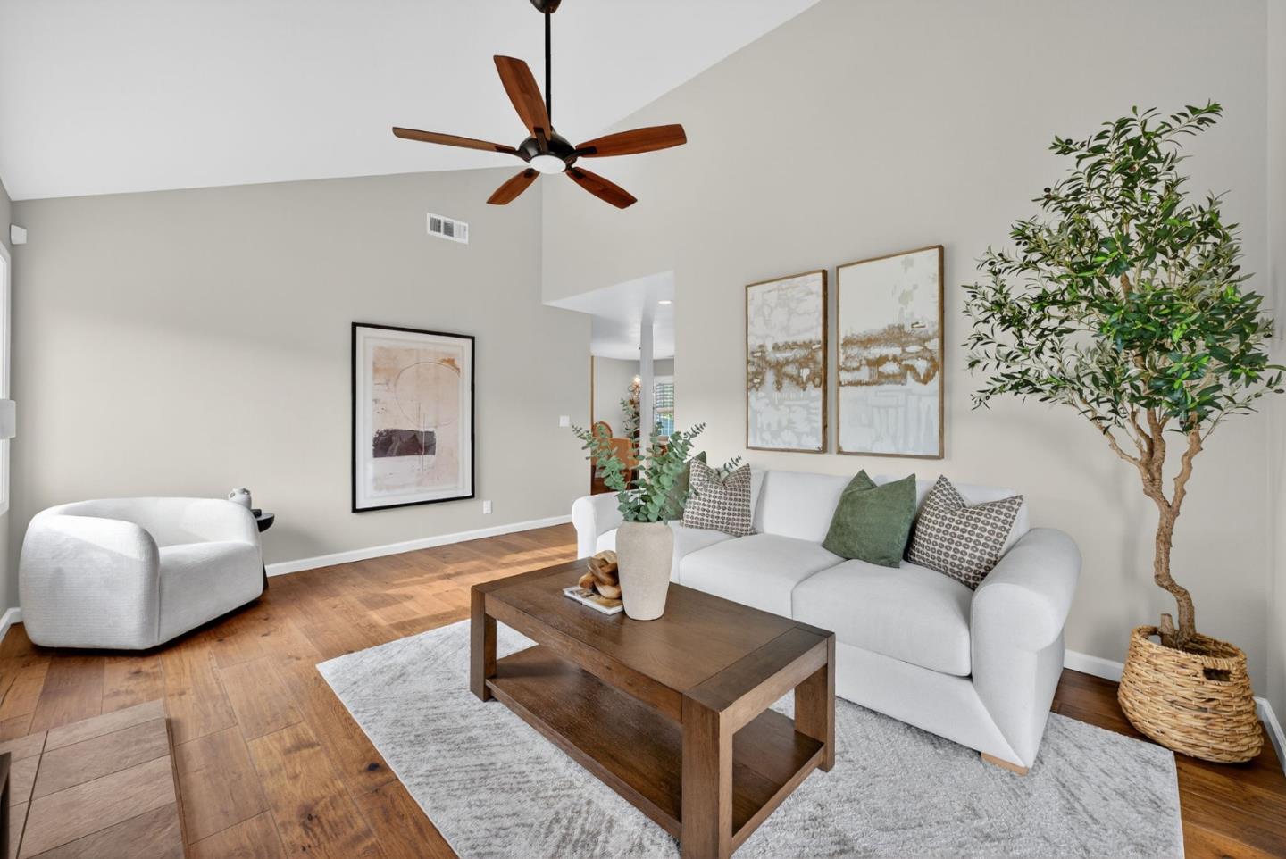 Detail Gallery Image 10 of 46 For 702 Choctaw Dr, San Jose,  CA 95123 - 3 Beds | 2 Baths