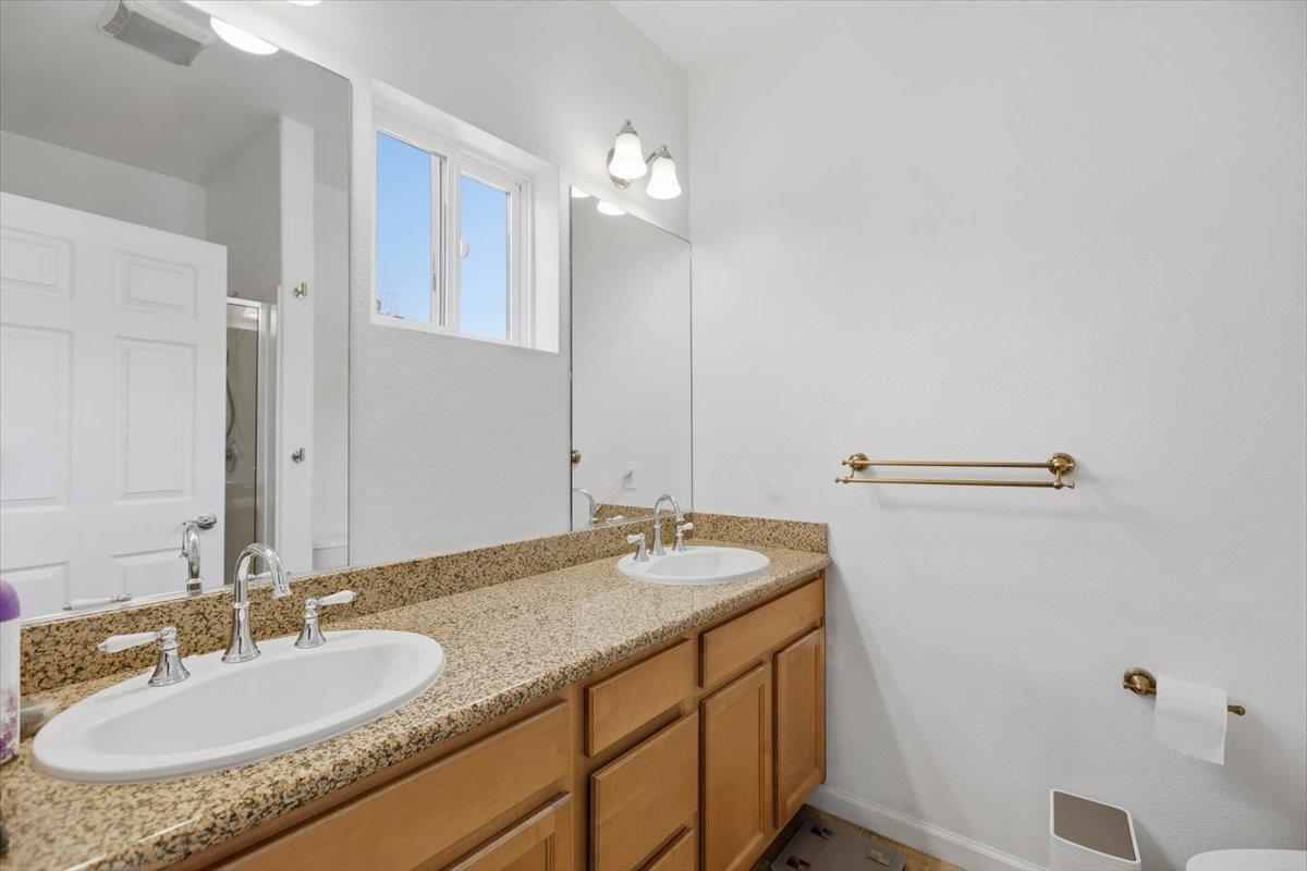 Detail Gallery Image 17 of 32 For 201 San Antonio Pl, San Jose,  CA 95116 - 3 Beds | 2/1 Baths